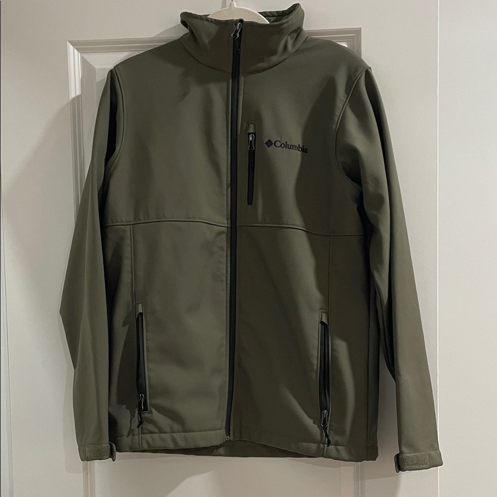 Columbia Men's Green Performance Jacket